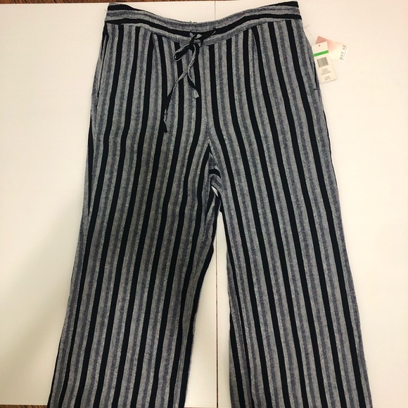 Per Se Women's Navy Ivory Vertical Striped Linen Pull on Capris Side Pockets - Picture 1 of 8